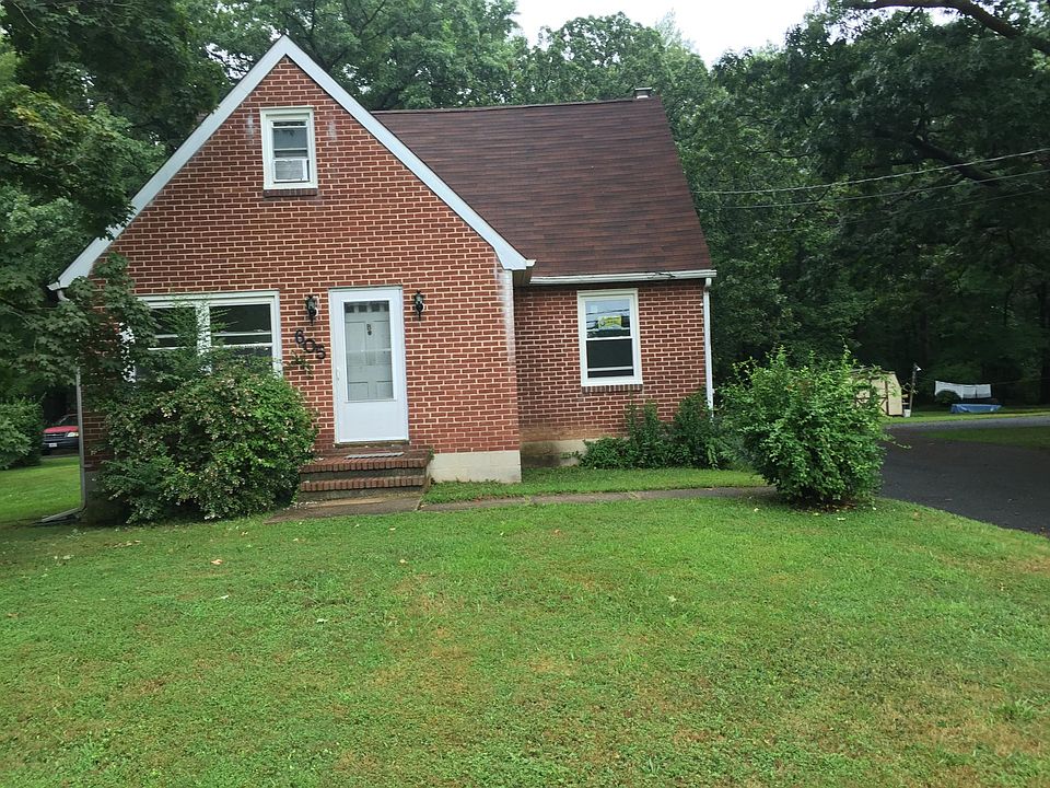 605A Magnolia Rd, Includes Utilities, Pets Allowed