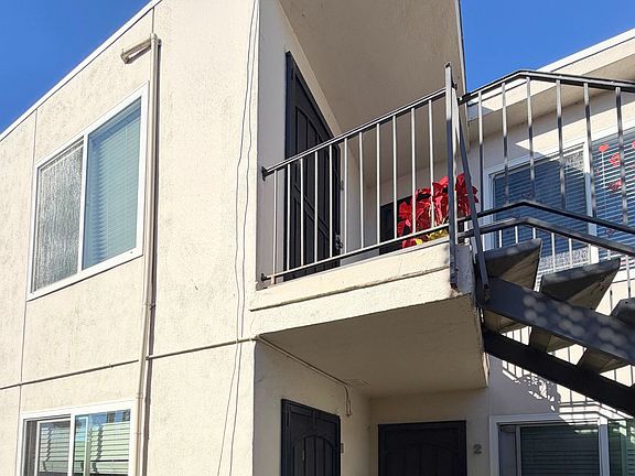 4th image of 4515 Bancroft St #1A