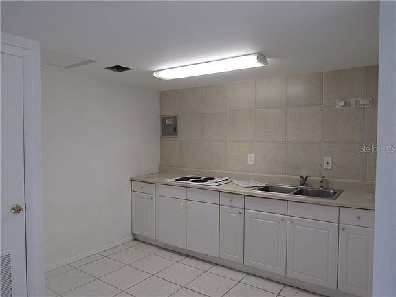 3rd image of 9301 N 16th St #A