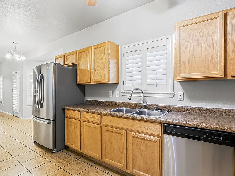 3241 Perla Point Dr — Photo 7