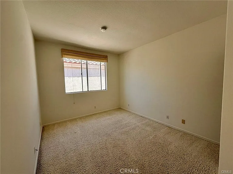 27461 Glenwood Dr — Photo 19