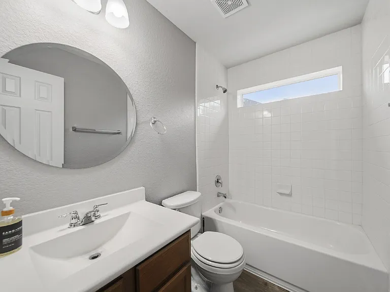 2306 Emerald Stone Ct — Photo 10