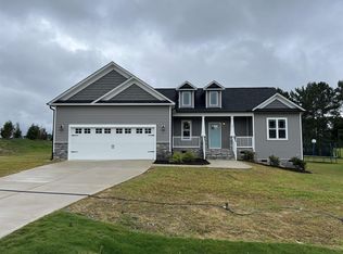 29 Lowery Ln, Benson, NC 27504