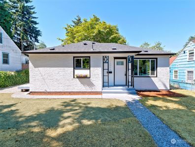 12005 Renton Avenue S, Seattle, WA, 98178