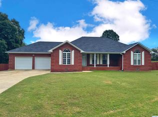 19542 Jordan Ln, Athens, AL 35613