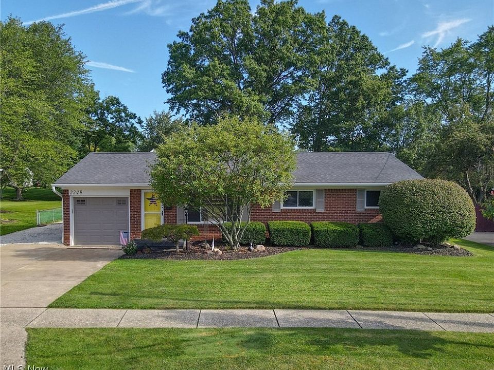1st image of 2249 Norman Dr