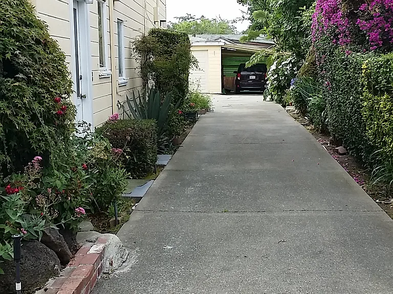 1618 Blake St — Photo 4