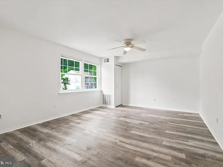 175 Parker Ave #B — Photo 9