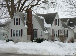 1037 7th St, Nevada, IA 50201