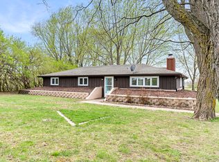 31350 S Smith Rd, Wilmington, IL 60481