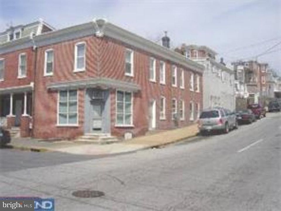 1st image of 1101 W 5th St