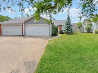 582 Westview Cir, West Lafayette, IN 47906