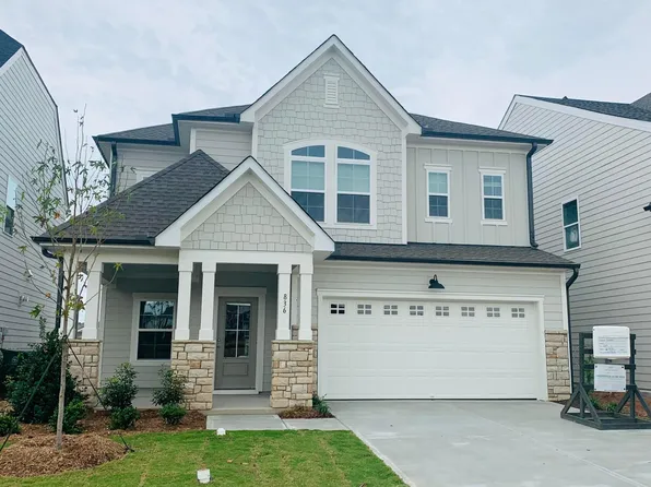 836 Napier Dr, Cary, NC 27519