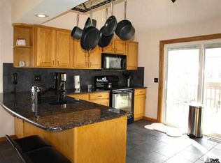 2839 SW Cannock Chase Rd, Topeka, KS 66614