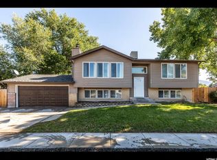 9087 S Peach Blossom Dr, Sandy, UT 84094