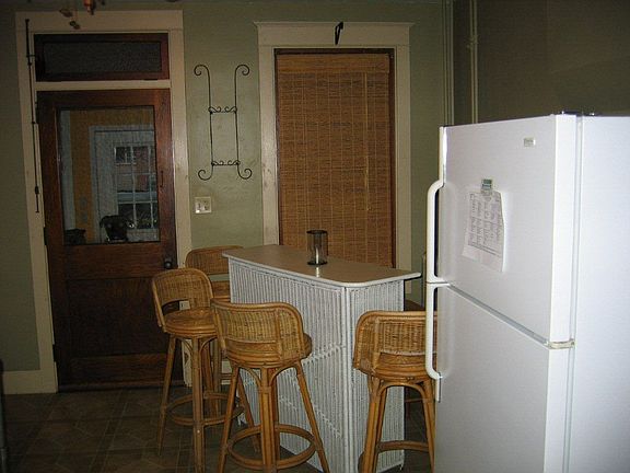 Semi Kitchen