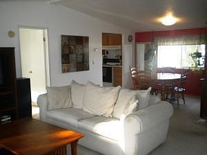 3rd image of 1661 W Essex Ct