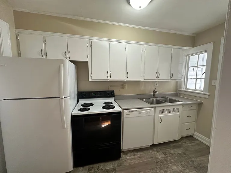 2192 Coventry Rd — Photo 12