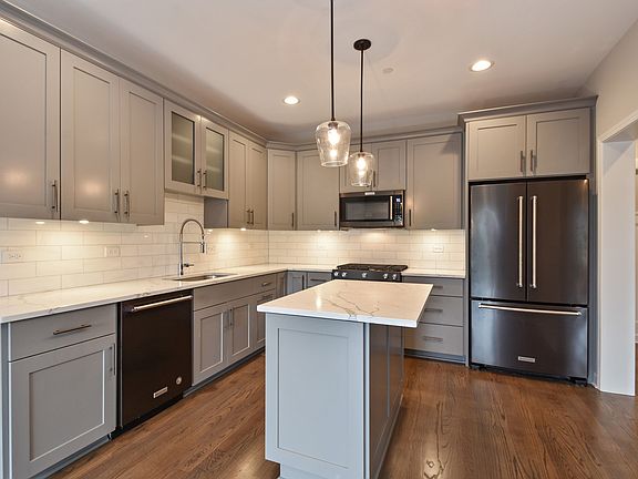 3rd image of 12432 Lacey Dr