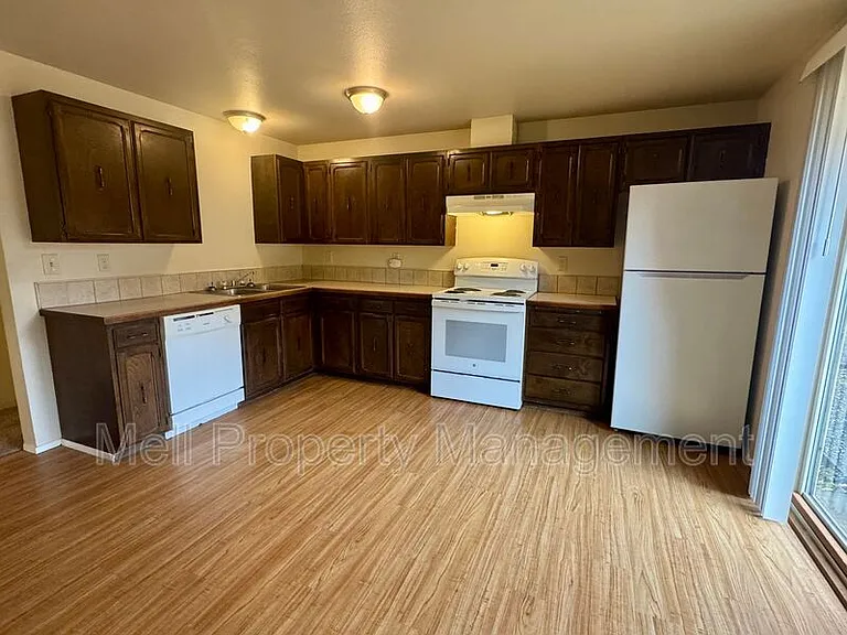919 N Harding Pl #3 — Photo 4