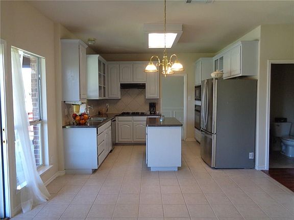 2nd image of 5113 Mosscreek Ln