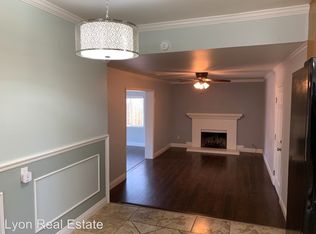 40 Mariposa St, Woodland, CA 95695