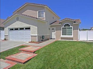 27755 Buckskin Dr, Castaic, CA 91384
