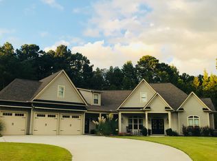 23 Dorain Ct, Newnan, GA 30265