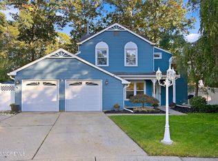 4 Andiron Court, Howell, NJ 07731