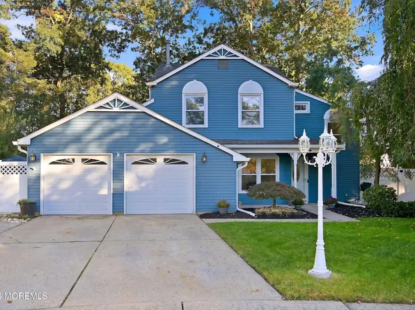 4 Andiron Court, Howell, NJ 07731