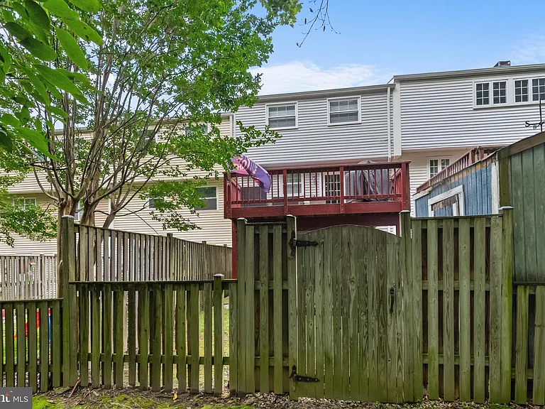 8113 Loving Forest Ct — Photo 47