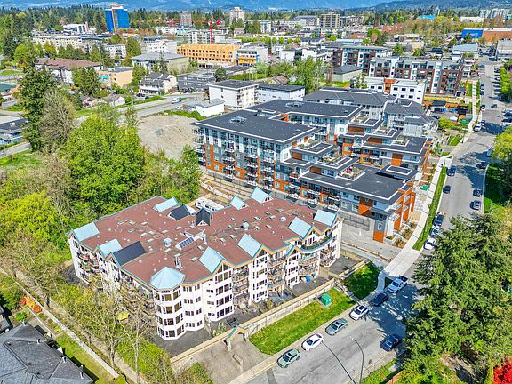 5th image of 11595 Fraser St #204