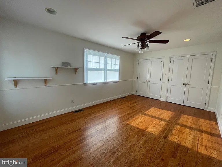 510 Monroe Rd — Photo 17