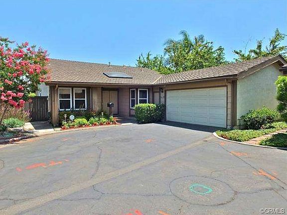 2nd image of 1105 Cabrillo Park Dr