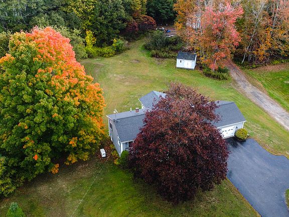 4th image of 401 Cathance Road