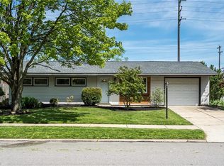 1379 Dewitt Dr, Akron, OH 44313