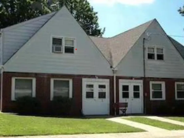 35 McPherson St, South River, NJ 08882