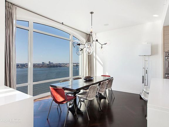 3rd image of 400 W 12th St APT 16B