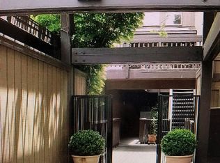 3323 La Mesa Dr APT 10, San Carlos, CA 94070