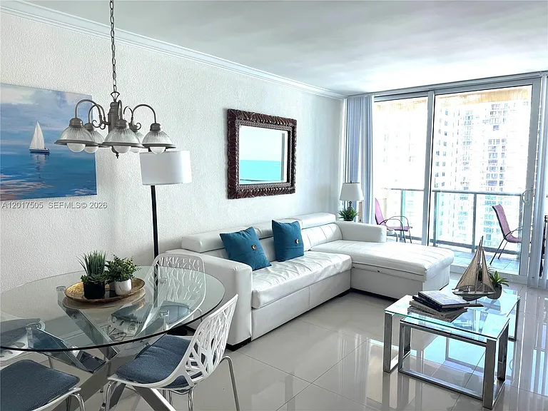 2501 S Ocean Dr #Penthouse 4 — Photo 4