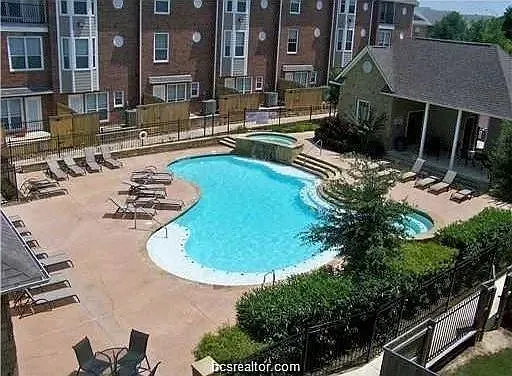 305 Holleman Dr E #1406 — Photo 4
