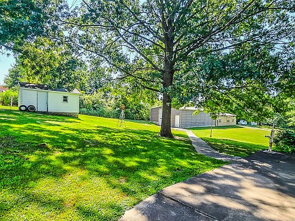 5th image of 608 Swanson Ave
