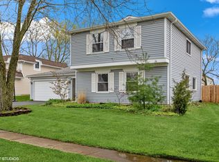 4070 N New Britton Dr, Hoffman Estates, IL 60192