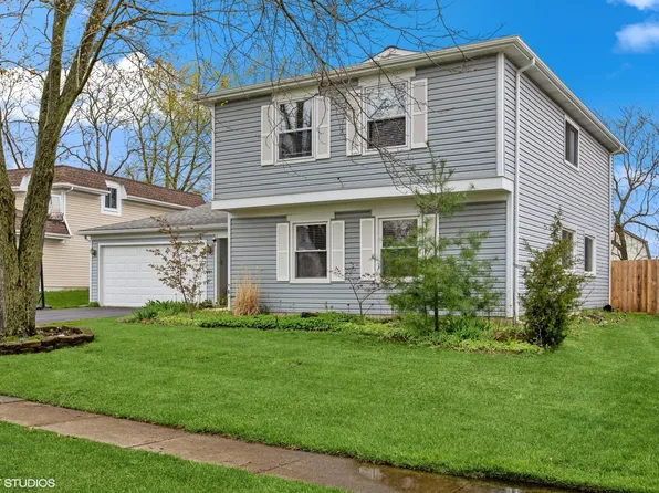 4070 N New Britton Dr, Hoffman Estates, IL 60192