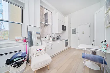 Rented by Living New York