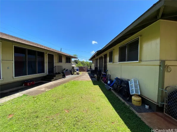 1575 Hoohaku St, Pearl City, HI 96782