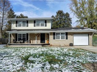101 Brookhaven Dr, Nitro, WV
