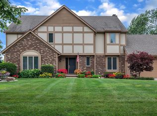 1765 Wyngarden Ln, East Lansing, MI 48823