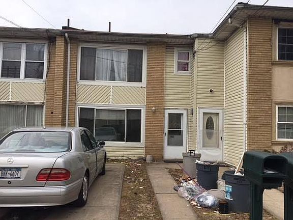 2nd image of 362 Van Pelt Ave