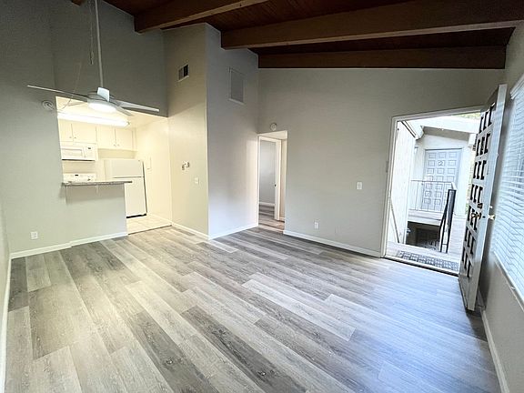 3rd image of 3008 E St #4